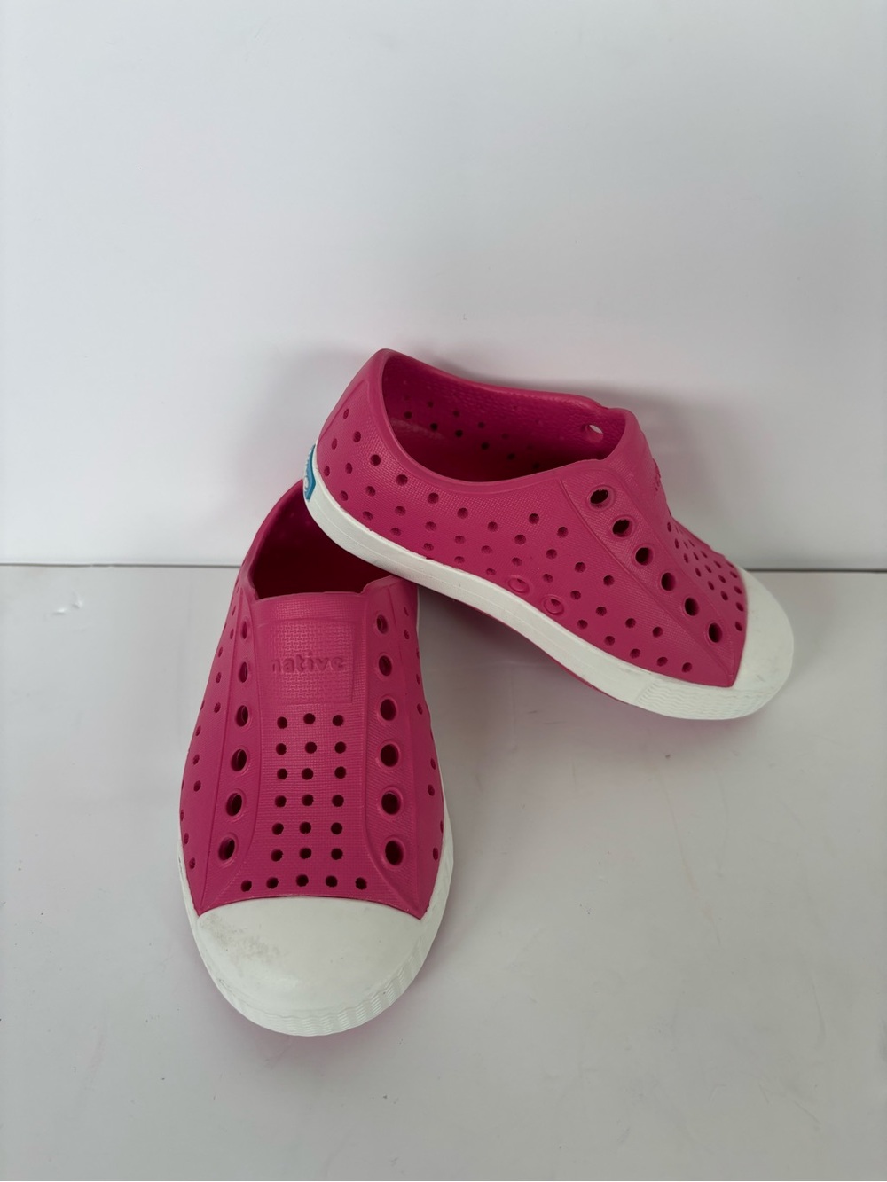 Native Kids Jefferson Pink Slip-On Water Shoes size 7
